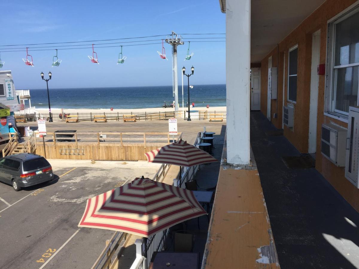סי-סייד הייטס Boardwalk Hotel Charlee & Apartments Beach Hotel Oceanfront מראה חיצוני תמונה
