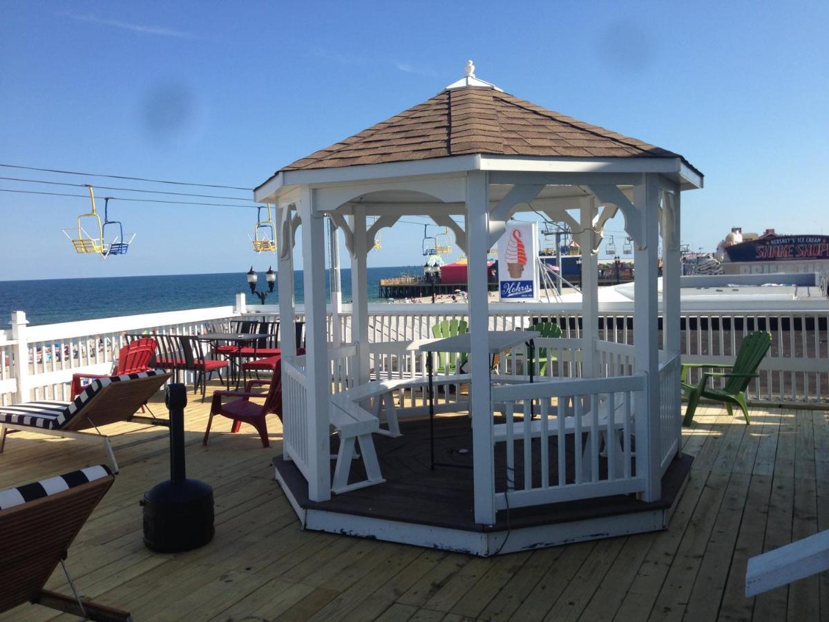 סי-סייד הייטס Boardwalk Hotel Charlee & Apartments Beach Hotel Oceanfront מראה חיצוני תמונה
