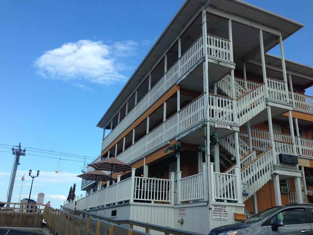 סי-סייד הייטס Boardwalk Hotel Charlee & Apartments Beach Hotel Oceanfront מראה חיצוני תמונה