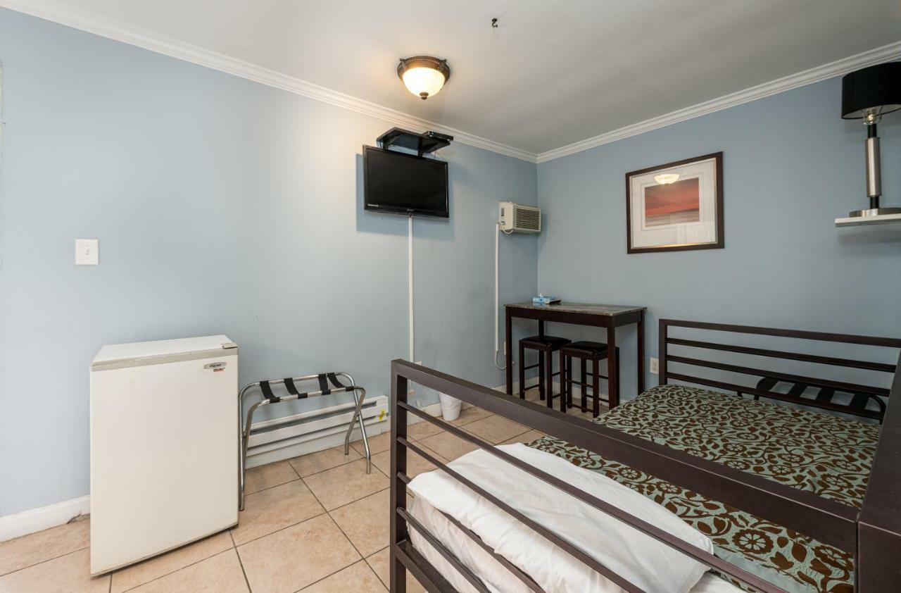 סי-סייד הייטס Boardwalk Hotel Charlee & Apartments Beach Hotel Oceanfront מראה חיצוני תמונה