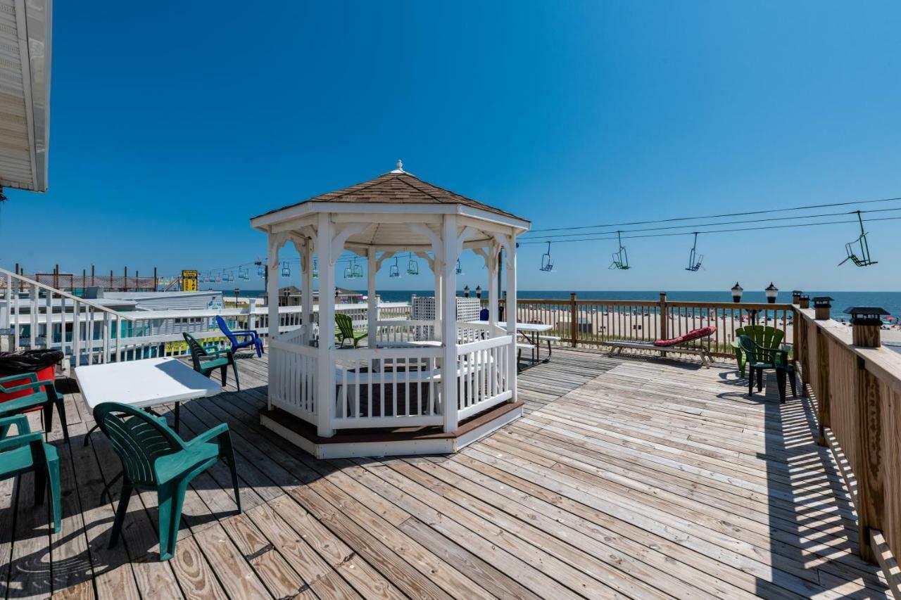 סי-סייד הייטס Boardwalk Hotel Charlee & Apartments Beach Hotel Oceanfront מראה חיצוני תמונה