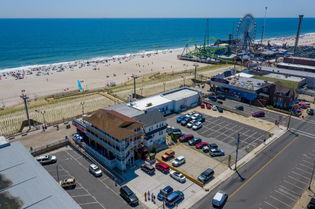 סי-סייד הייטס Boardwalk Hotel Charlee & Apartments Beach Hotel Oceanfront מראה חיצוני תמונה
